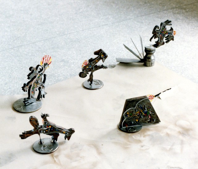 Filled sculptures (1987 – 1989)